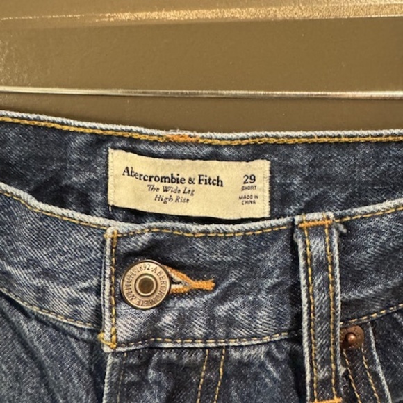 Abercrombie & Fitch High Rise Wide Leg Jeans Women’s Size 29 Medium Wash - Picture 3 of 5